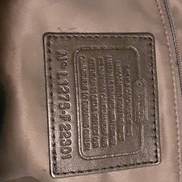 Coach purse L1275-f22301 - Picture 3 of 15
